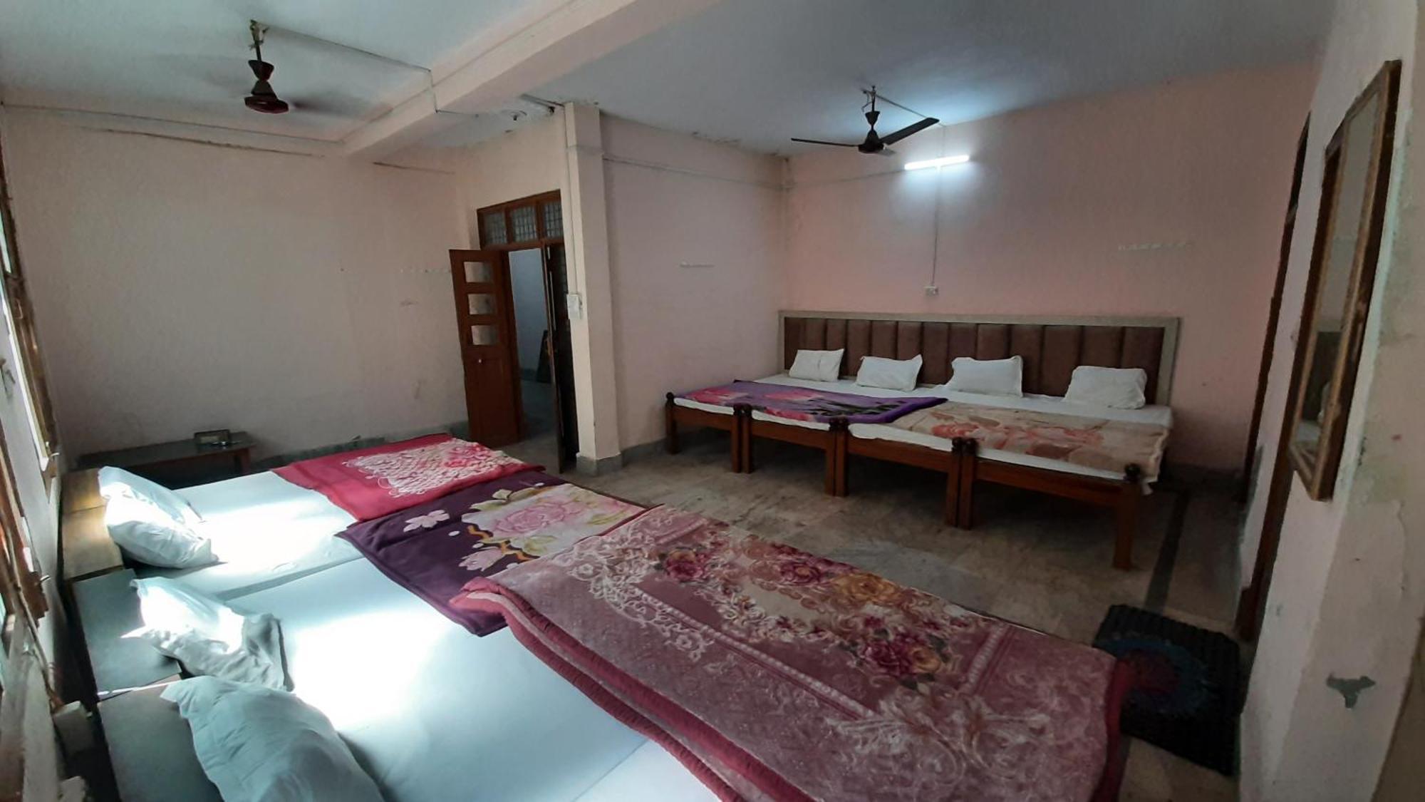 Subhadra Guest House Mathura Room photo