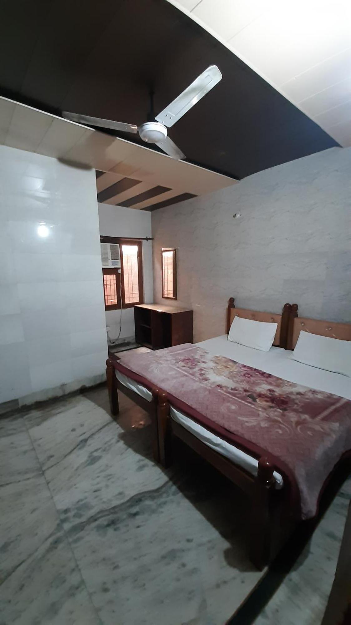 Subhadra Guest House Mathura Room photo